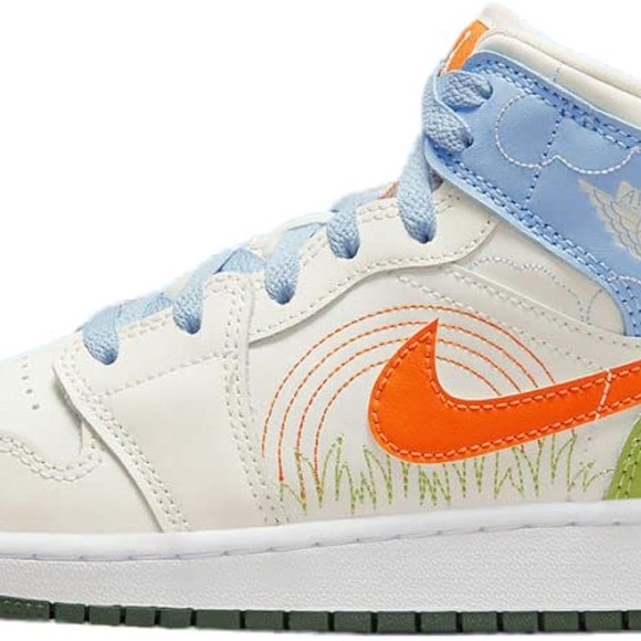 Nike Air Jordan 1 Mid 'Spring Stitch' Sneakers Youth DX2462-100 Sz 7Y / WMNS 8.5 - Picture 8 of 9